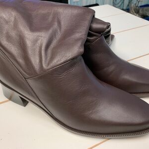 Markon women’s brown leather boots 9 NWT